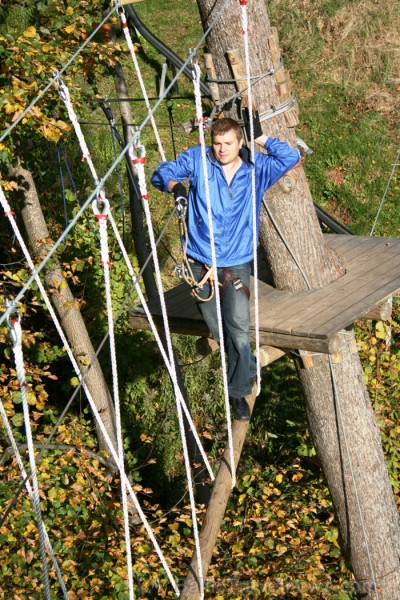 Kad Siguldā nokrāsojas pirmās koku lapas, gan vietējie, gan ārzemju ceļotāji trauc apbrīnot Zelta Rudeni. www.sigulda.lv 67606