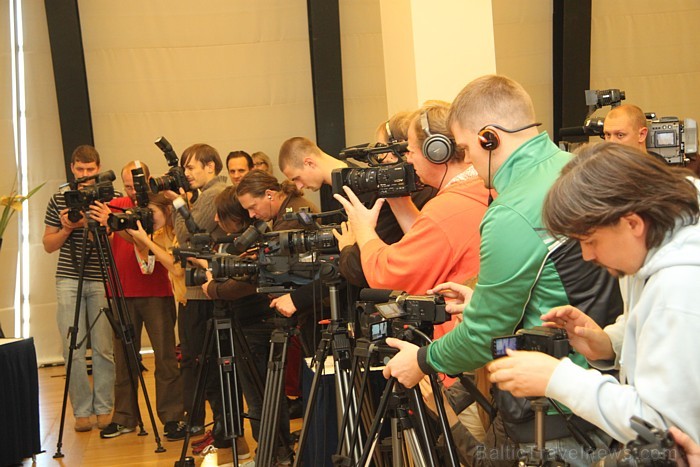 Ventspils paziņo preses konferencē 12.10.2011, kas notika viesnīcā Bergs, par jaunas valūtas apriti - Venti. Vairāk informācijas - www.Visitventspils. 67834