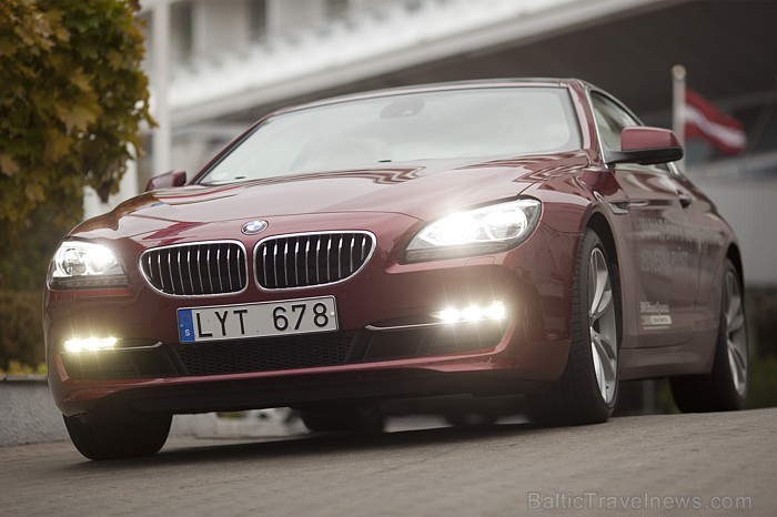 Jaunais BMW 640d Coupe ar 313 zirgspēkiem piesaista apkārtējo uzmanību ne tikai ar pieklusināti dobjo motora skaņu, bet arī ar eleganto automašīnas di 68716