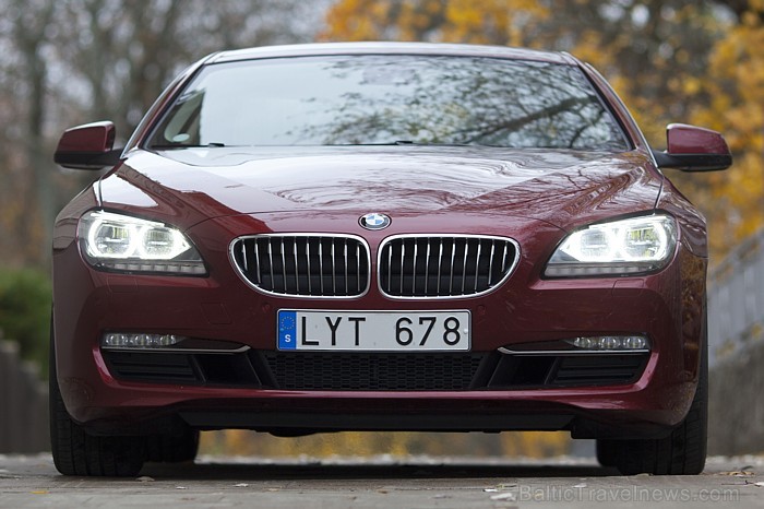 BMW 640d Coupe tehniskajos dokumentos ir rakstīts, ka līdz 100 km/h sportiskais 3 litru biturbo dīzelis uzrauj par 5,5 sekundēm. Foto: Ingus Evertovsk 68718