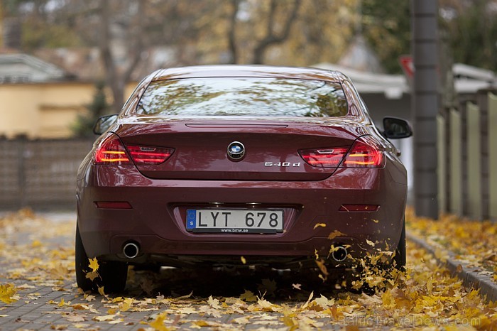 BalticTravelnews.com direktors Aivars Mackevičs testē jauno luksus klases automobili BMW 640d Coupe. Foto: Ingus Evertovskis 68730