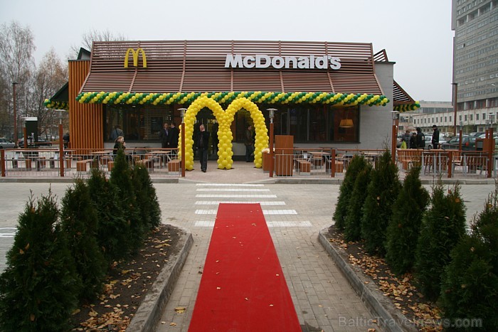 McDonald’s Imantā 3.11.2011 atklāja Latvijā lielāko «McDrive» restorānu. Vairāk informācijas - www.mcdonalds.lv 68741