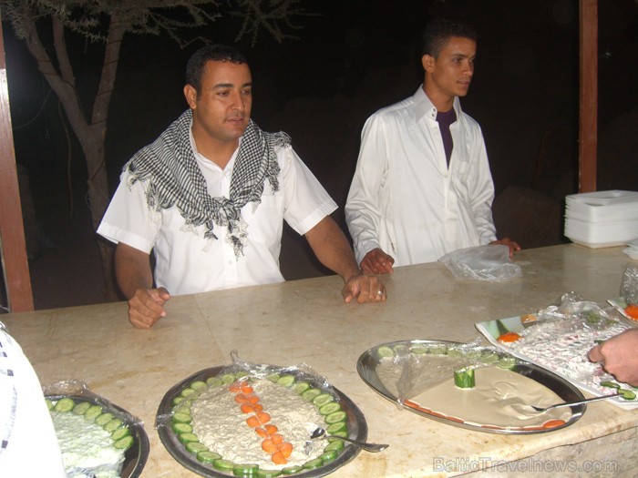 Vakariņas pie beduīniem - www.novatours.lv 69456