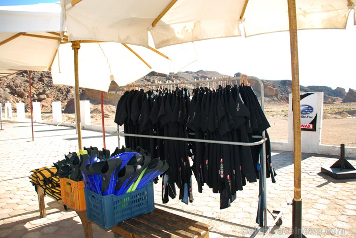Ēģiptiešiem ūdens ir par aukstu, tādēļ jāiznomā arī hidrotērps - www.novatours.lv 69464