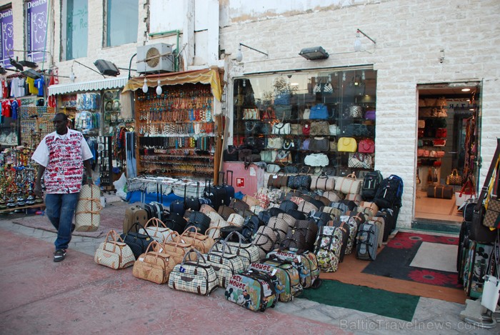 Suvenīru tirgotāji – neatņemama Ēģiptes tēla sastāvdaļa - www.novatours.lv 69553