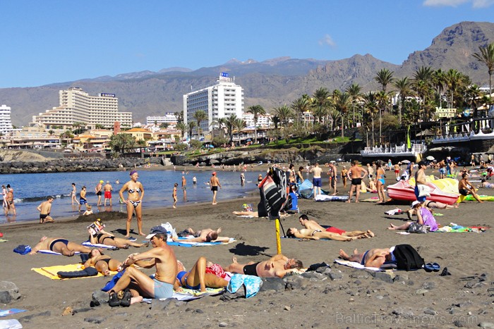 Tenerifē silts laiks saglabājas visu gadu, tāpēc noteikti Tenerifē ir jāizbauda saule un Atlantijas okeāna ūdens - www.novatours.lv 70628