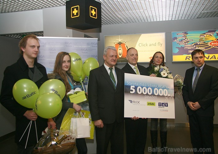 Starptautiskā lidosta Rīga sveic piecmiljono pasažieri - www.riga-airport.com 70756