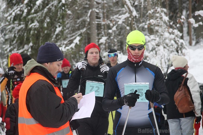 Vispasaules Sniega dienas (22.01.2012) pasākumi Zilajos kalnos pie Ogres - www.LatvijasCentrs.lv 71196