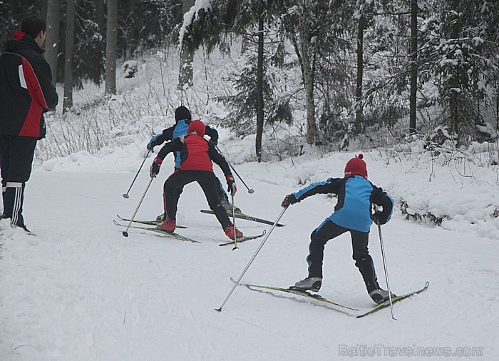 Vispasaules Sniega dienas (22.01.2012) pasākumi Zilajos kalnos pie Ogres - www.LatvijasCentrs.lv 71197