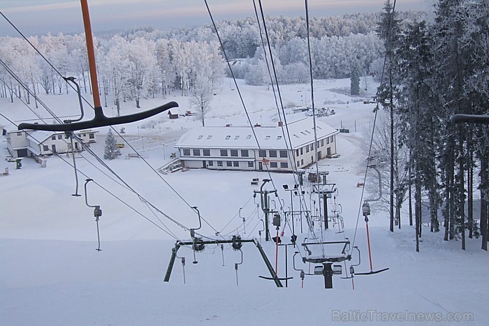 Vēlies kļūt par slēpošanas milzi - brauc uz Milzkalnu. Foto: www.milzkalns.lv 72232