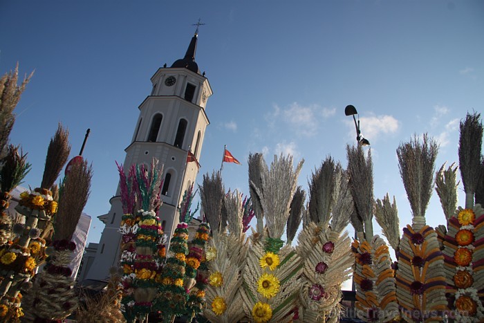 Viļņā ik gadu marta pirmajās brīvdienās notiek milzīgs amatniecības gadatirgus «Kaziukas», kuru apmeklē vairāki desmiti tūkstoši lietuviešu un ārvalst 72402