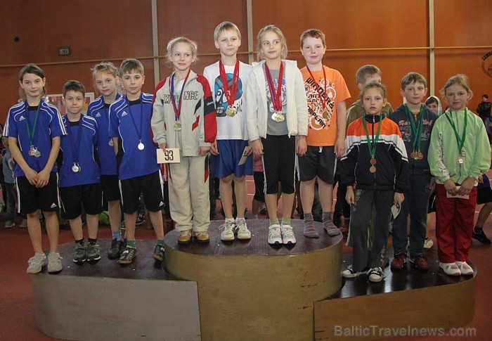 Bērnu vieglatlētikas sacensību uzvarētāji Limbažos, kur viss ir sens un mainīgs - www.visitlimbazi.lv Bērnu vieglatlētikas sacensību uzvarētāji Limbažos, kur viss ir sens un mainīgs - www.visitlimbazi.lv 72799