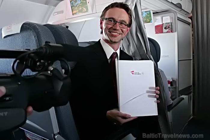 Czech Airlines divdesmit gadu svētku braucienā piedalījās arī reģionālais vadītājs Baltijas valstīs Karel Sucha -  www.czechairlines.lv 73468
