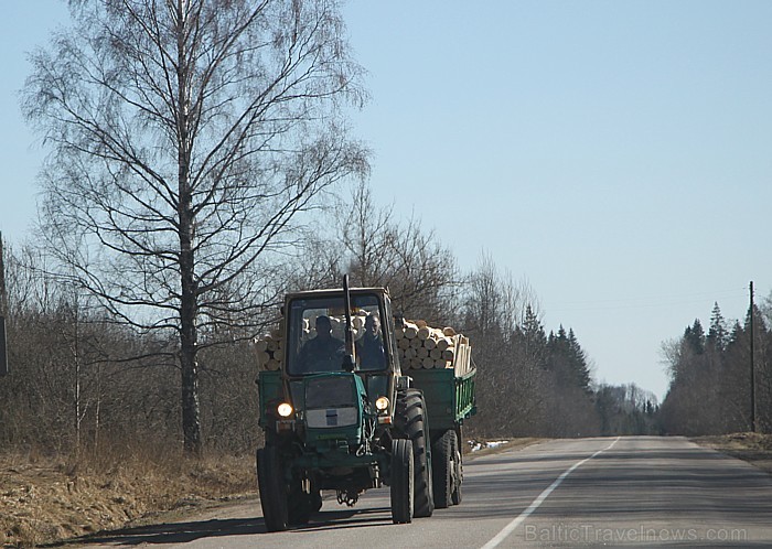 Lieldienu laiks Latgalē  - kokmateriālu transports 73639