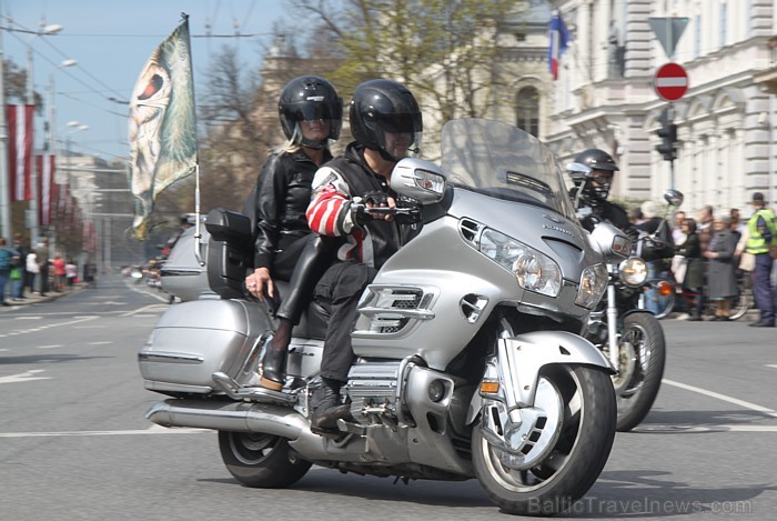 Motociklu sezonas atklāšanas parāde 2012 Rīgā - www.bmw-motorrad.lv 74321