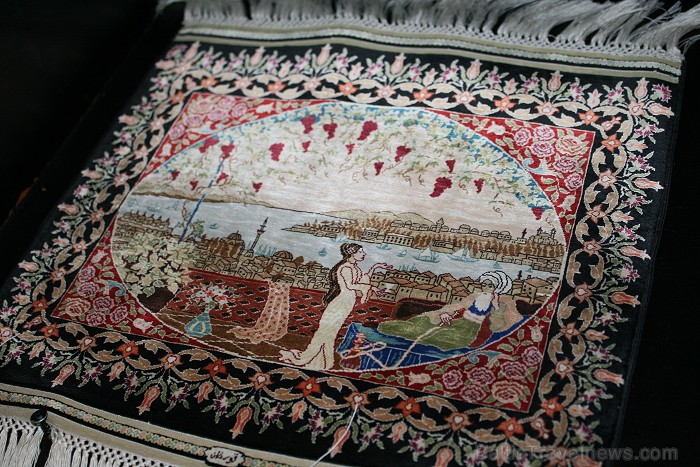 Turcija no senseniem laikiem ir slavena ar vilnas un zīda paklājiem - Kušadasi turku paklāju darbnīca 74862