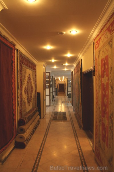 Turcija no senseniem laikiem ir slavena ar vilnas un zīda paklājiem - Kušadasi turku paklāju darbnīca 74872