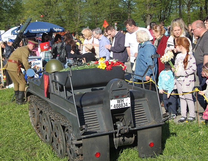 Uzvaras parks, Rīgā, 9.05.2012 75122