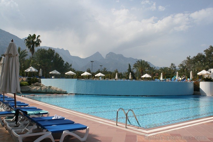 Viesnīca Club Salima 4* ir divi baseini, ar bāriem un bezmaksas dzērieniem www.novatours.lv 75367