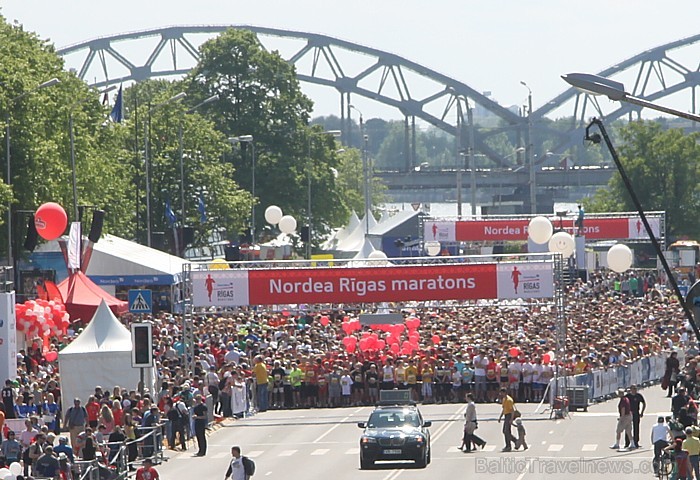 21. Rīgas maratons, kas notika 20.05.2012 un pulcēja dažādās distancēs 18 180 skrējējus (www.wess-select.lv) 75630