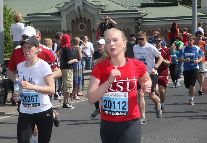 21. Rīgas maratons, kas notika 20.05.2012 un pulcēja dažādās distancēs 18 180 skrējējus (www.wess-select.lv) 75650