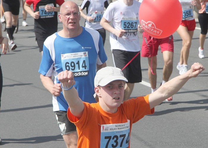 21. Rīgas maratons, kas notika 20.05.2012 un pulcēja dažādās distancēs 18 180 skrējējus (www.wess-select.lv) 75675