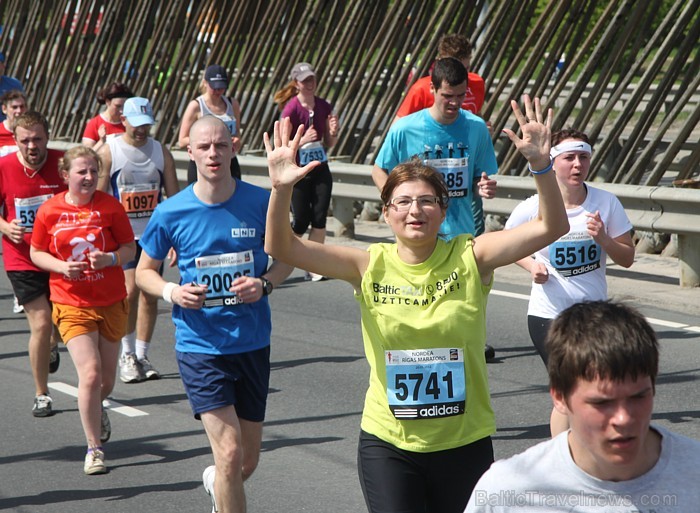 21. Rīgas maratons, kas notika 20.05.2012 un pulcēja dažādās distancēs 18 180 skrējējus (www.wess-select.lv) 75676