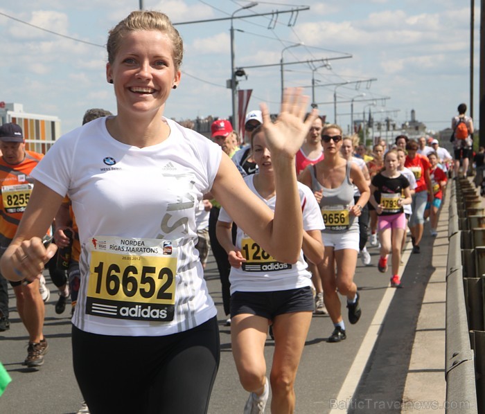 21. Rīgas maratons, kas notika 20.05.2012 un pulcēja dažādās distancēs 18 180 skrējējus (www.wess-select.lv) 75695