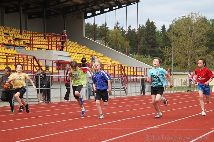 Ogres novada sporta centra atklātās sacensības vieglatlētikā - vairāk informācijas par Ogri - www.latvijascentrs.lv 75922