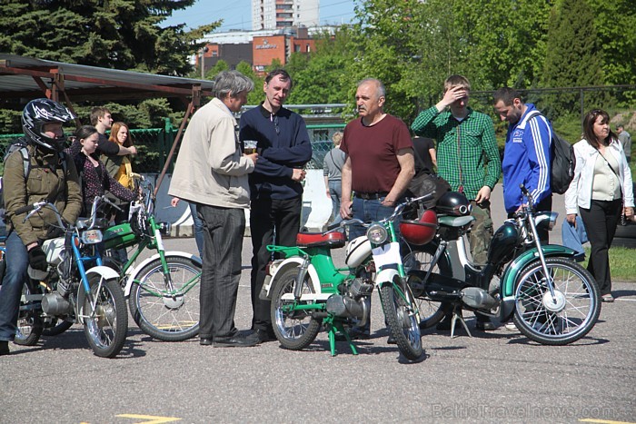 Mopēdistu salidojums «Zelta Mopēds» 20.05.2012 76051