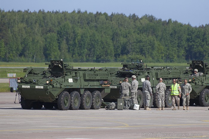 08.06.2012 lidostā «Rīga» nosēdās viena no lielākajām militārajām kravas lidmašīnām - Lockheed C-5A «Galaxy» Foto: www.fotoprojekts.lv 76622