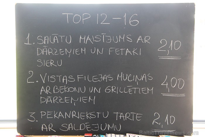 Pārdaugavas kokteiļbārs «Martinis» piedāvā zemeņu ēdienkarti un burvīgu terasi - www.martinis.lv 76955