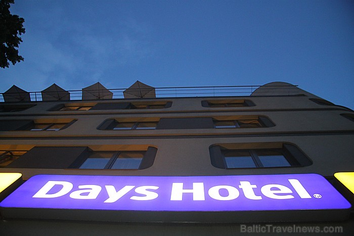 Rīgas viesnīcas Days Hotel restorāna Sunny Melody jumta terase ir iecienīta muzikāla rakstura tikšanās vieta - www.dayshotelriga.com 77163