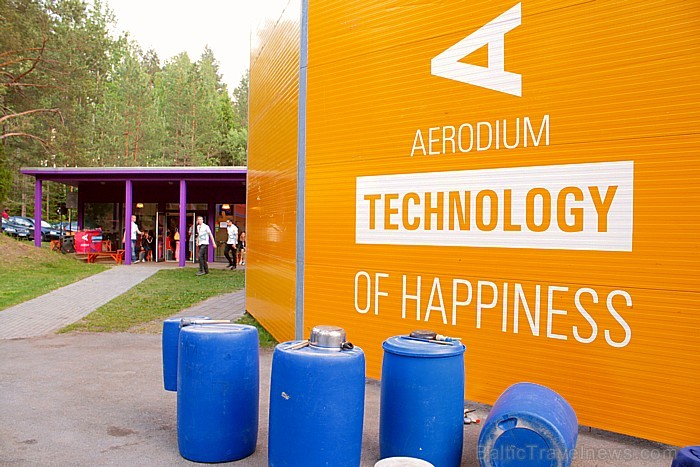 Ar ballīti gaisā AERODIUM  atgriežas Siguldā www.aerodium.lv 77426