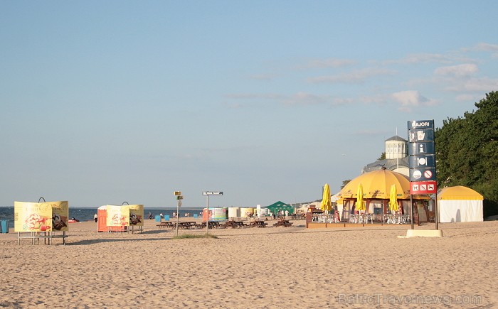 Baltic Beach Hotel kopā ar salaveci atklāj pludmales bāru Elite Majoros 77542