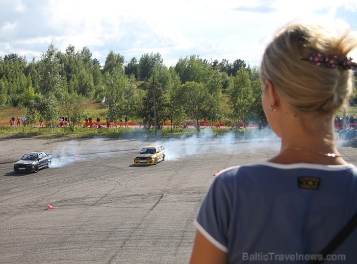 Latvijas drifta sacīkstes norisinājās 14.07.2012 Daugavpils kartadromā «Blāzma» Foto sponsors: Daugavpils 3 zvaigžņu viesnīca Park Hotel Latgola - www 78811