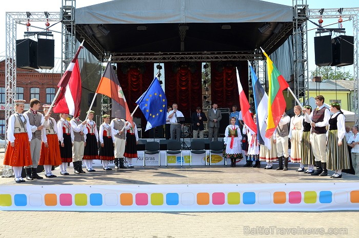 Jēkabpils pilsētas svētki (05.-07.07.2012) piesaistīja lielu apmeklētāju skaitu Foto: Jānis Lācis www.jekabpils.lv 78956