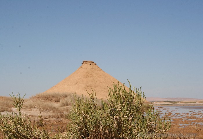 Dodies uz Sahāras tuksnesi (Onk Ejmel) mirāžas meklējumos. Valsts: Tunisija 79191