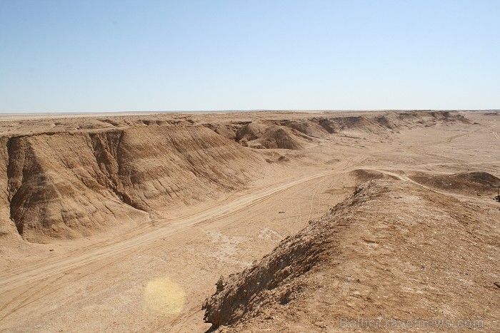 Dodies uz Sahāras tuksnesi (Onk Ejmel) mirāžas meklējumos. Valsts: Tunisija 79203