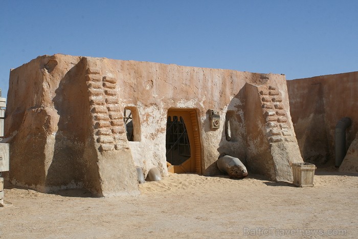 Travelnews.lv sameklē filmas Zvaigžņu kari pilsētas dekorācijas Sahāras tuksnesī (Tunisija) 79258