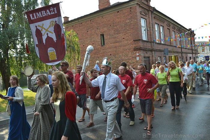 Limbaži atzīme 789. pilsētas svētkus Foto: www.limbazi.lv 79932