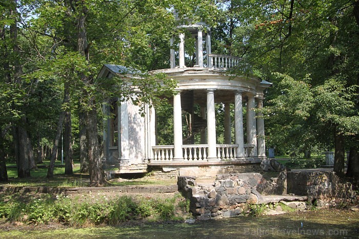 Ķemeru sanatorijas parks prasās pēc labiekārtojuma 80066