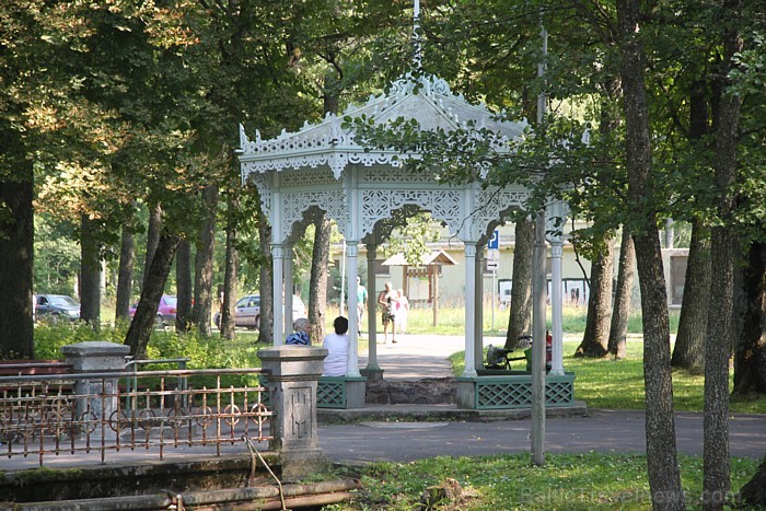 Ķemeru sanatorijas parks prasās pēc labiekārtojuma 80068