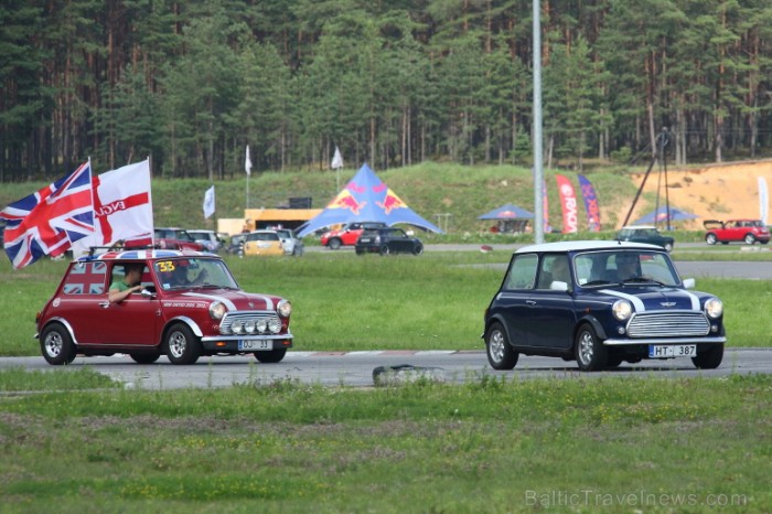 Izaicinājuma sacensībās Baltic Mini Challenge 2012 iekaro skatītāju sirdis, 04.08.2012 Foto: Juris Ķilkuts www.fotoatelje.lv 80212