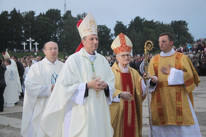 Vissvētākās Jaunavas Marijas debesbraukšanas svētki Aglonā (Aglyunā) 14./15.08.2012 80343