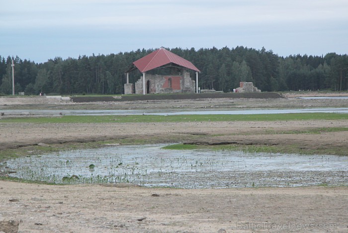 Ūdens līmeņa pazemināšana, lai veiktu plānotos remontdarbus hidrobūvēm notiks līdz 16.09.2012. Foto sponsors: www.meidrops.lv 80774