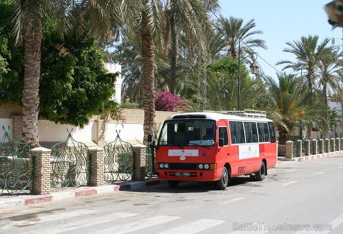 Travelnews.lv devās uz vienu no Tunisijas oāzēm, lai ieraudzītu kā aug dateles, citroni, banāni un granātāboli 80918