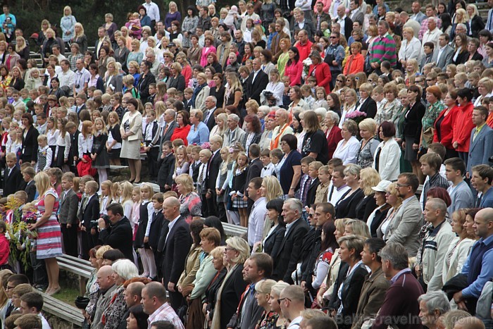 Zinību diena Ikšķilē. Foto sponsors: www.LatvijasCentrs.lv 81491