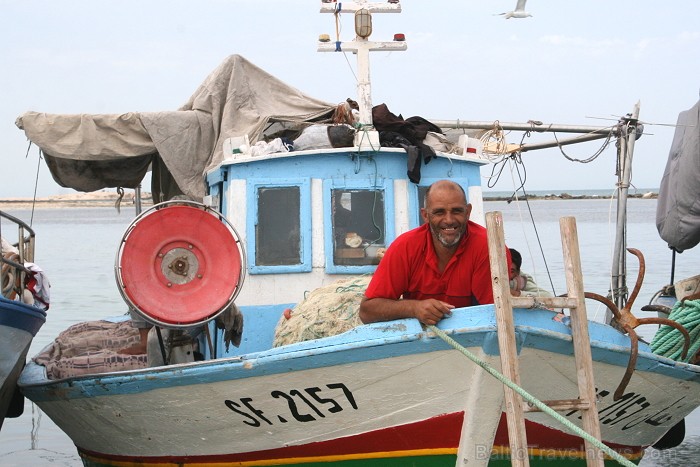 Esot Džerbas salā (Tunisija) noteikti dodies apciemot kādu no nelielām zvejnieku ostām, izbaudīt vietējo iedzīvotāju viesmīlību 81532