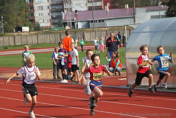 Ogres, Ikšķiles, Ķeguma, Lielvārdes novadu skolu vieglatlētikas sacensības 19.09.2012. Foto sponsors: www.latvijascentrs.lv 82363